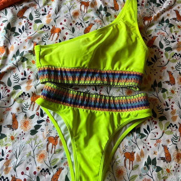 mix match swim suits - Picture 1 of 6